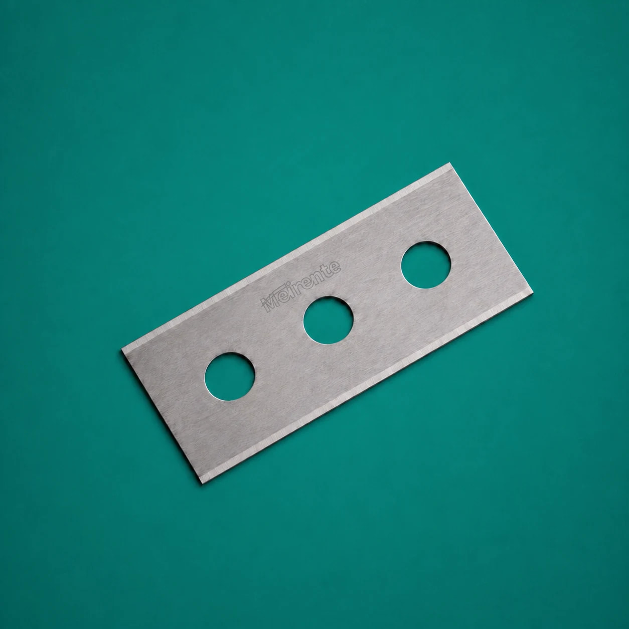 A60 x 22 x 0.2 mm three-hole foil blade for battery foil slitting